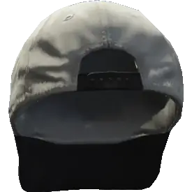 Кепка сочная с козырьком назад